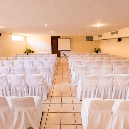 Costa De Oro Beach Hotel Mazatlan Exterior photo