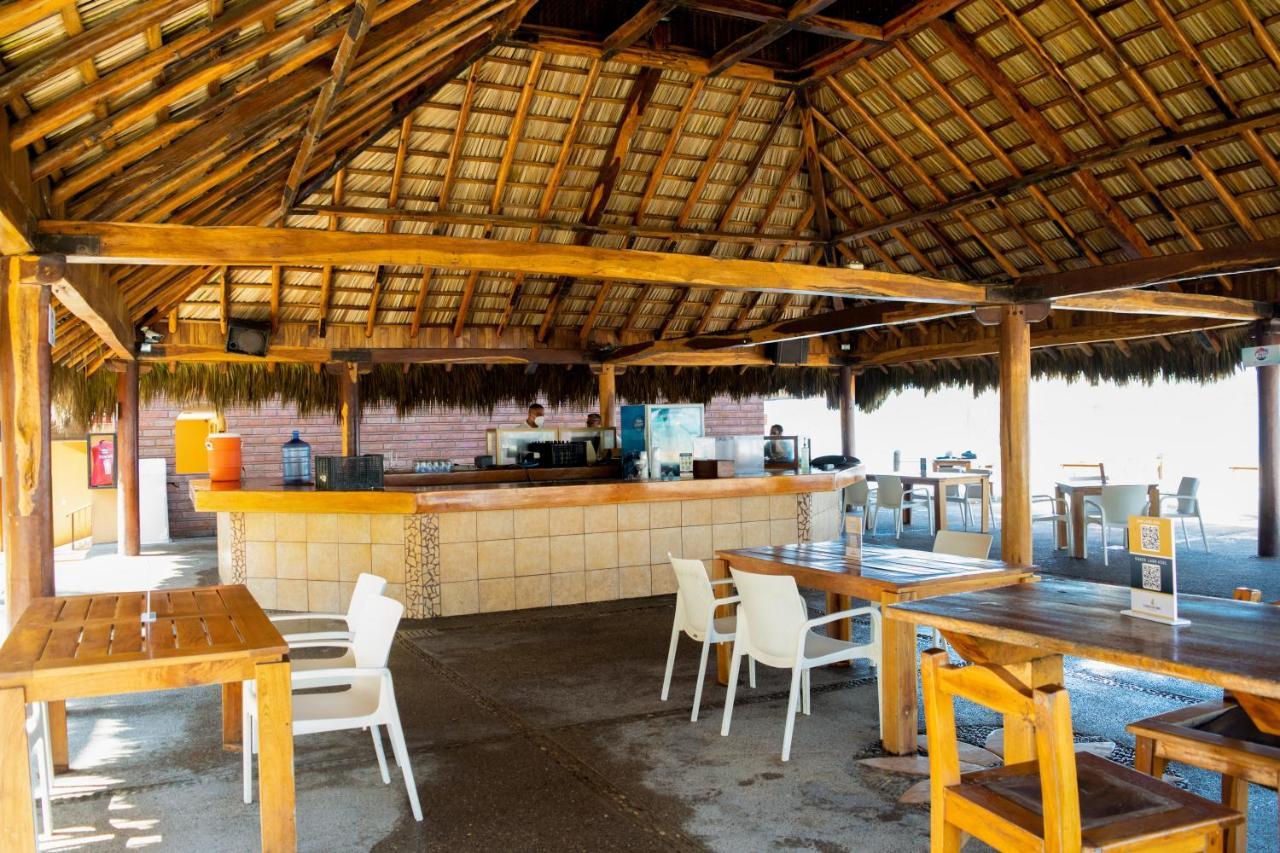 Costa De Oro Beach Hotel Mazatlan Exterior photo