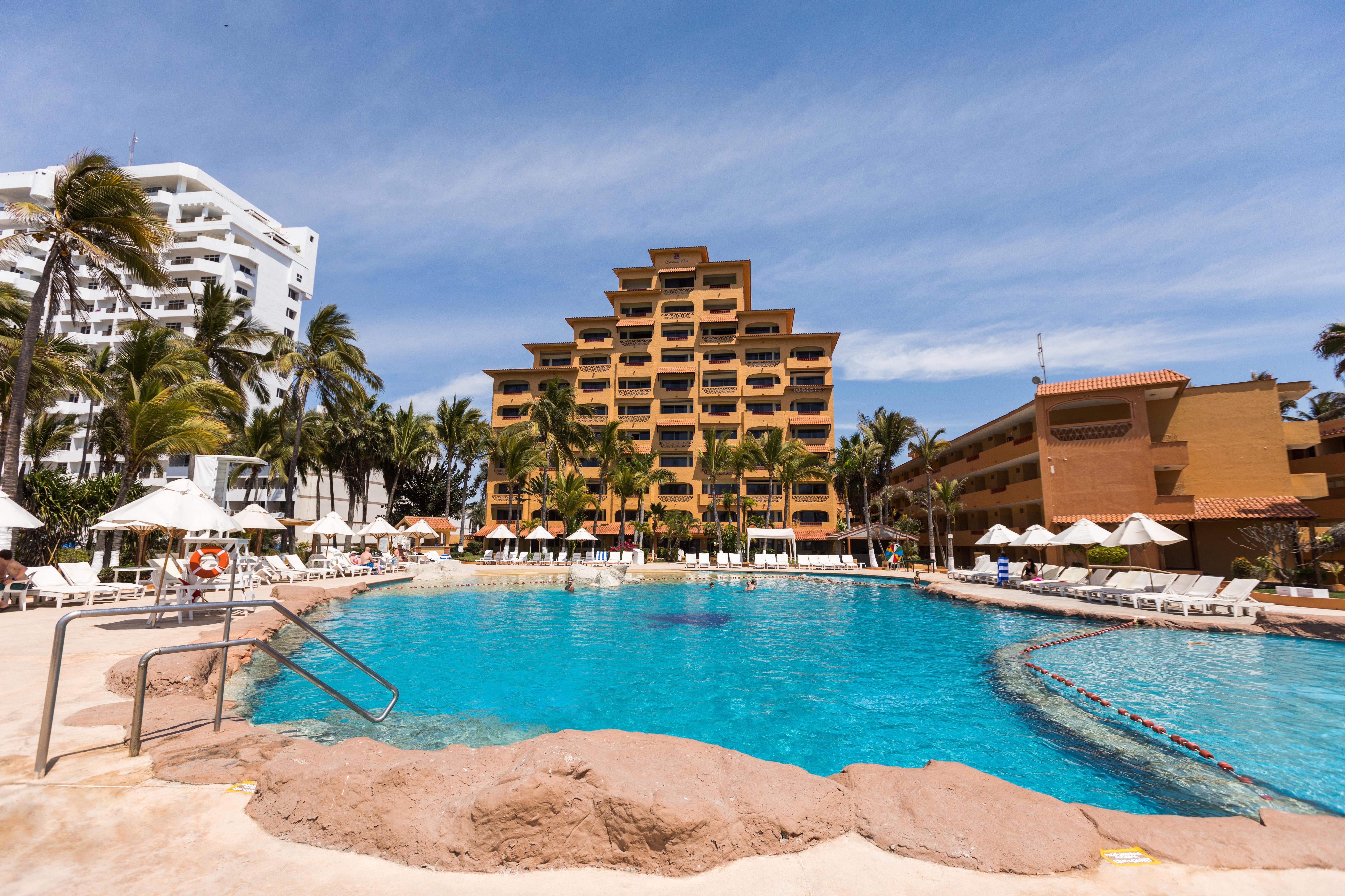 Costa De Oro Beach Hotel Mazatlan Exterior photo