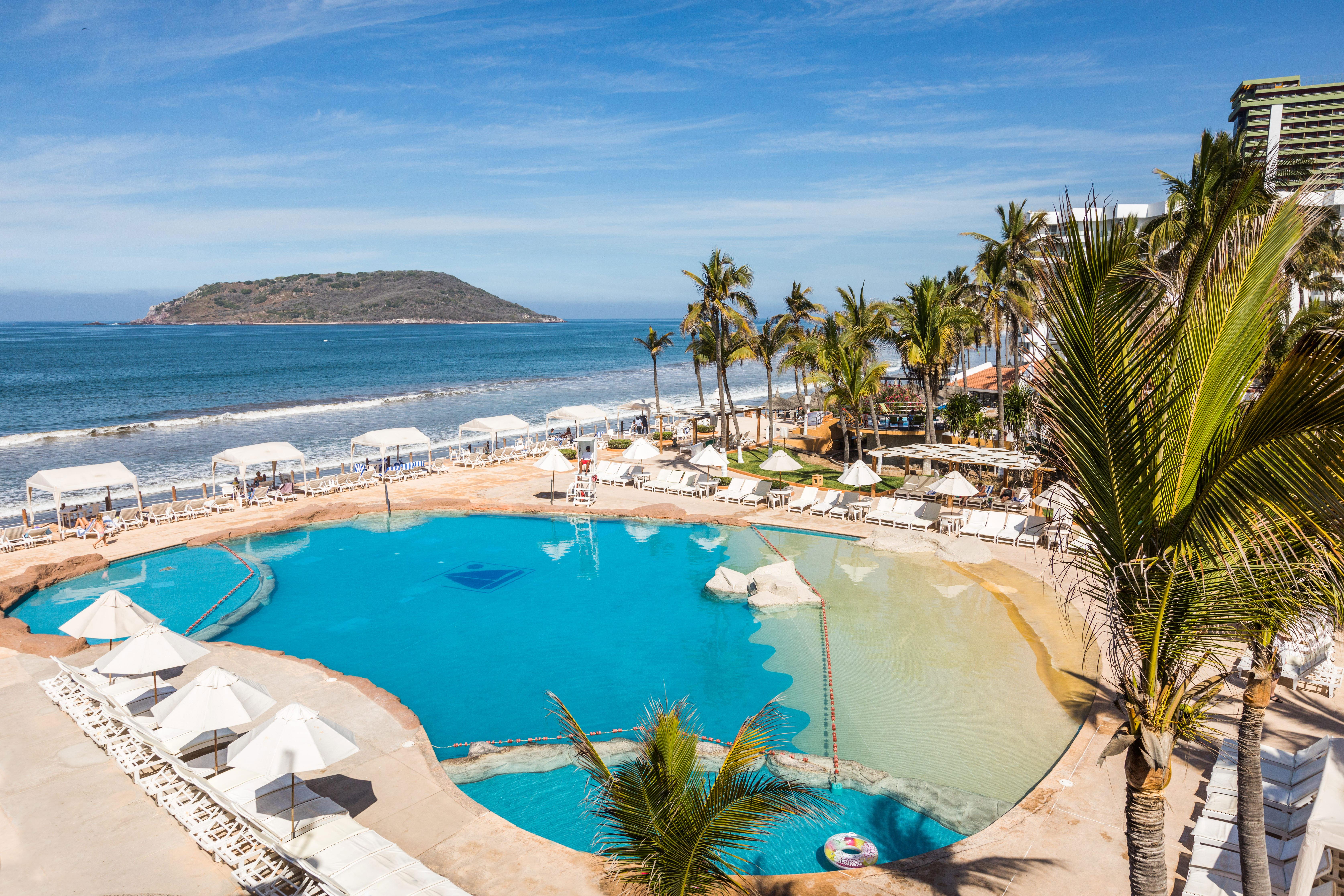 Costa De Oro Beach Hotel Mazatlan Exterior photo