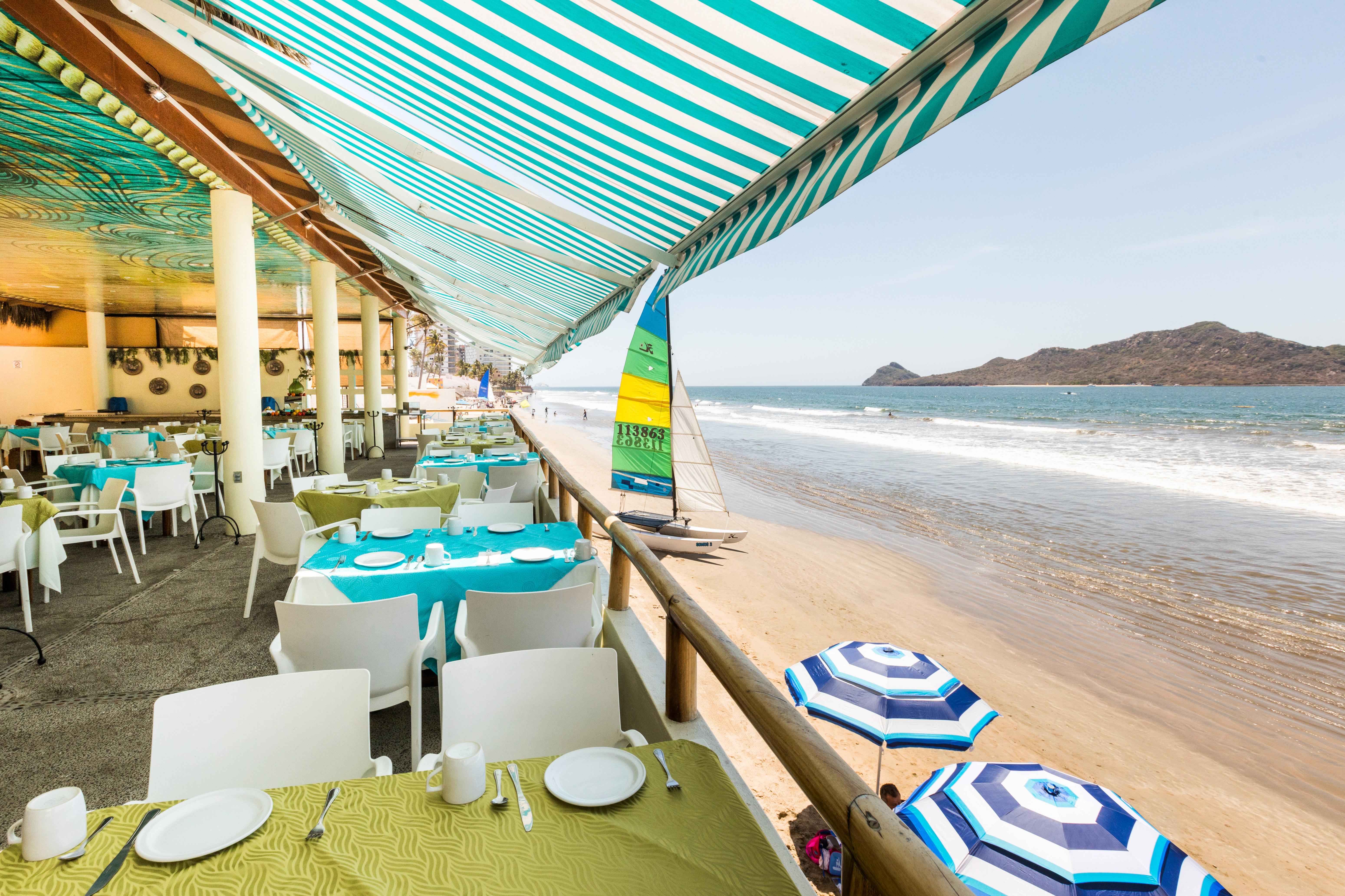 Costa De Oro Beach Hotel Mazatlan Exterior photo