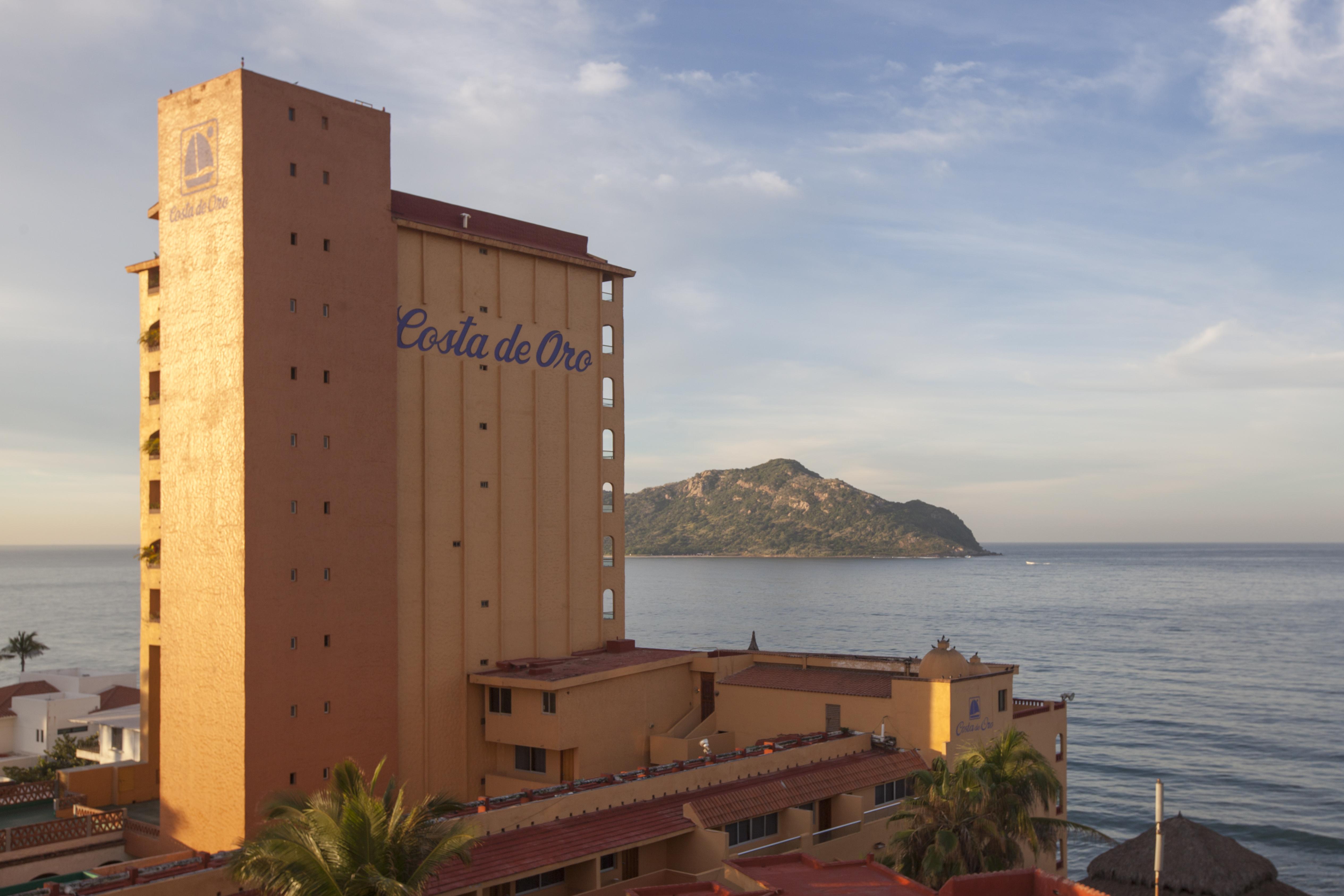 Costa De Oro Beach Hotel Mazatlan Exterior photo